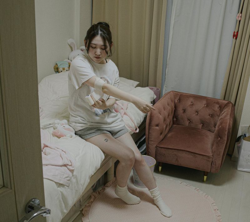 Kizu tìm cách che hình xăm